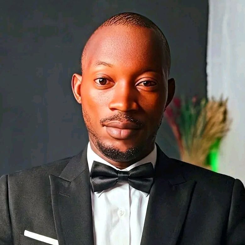 Mr Oyewole Olamide